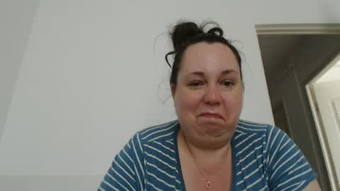 Snapshot of carlaruth chatting on 06.14.26 Carlaruth online show from 06.14.26