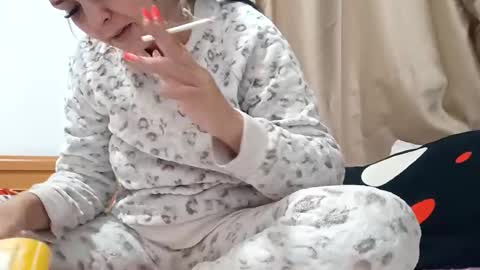 Snapshot of carlasweet00 chatting on 10.02.25 carlasweet00 online show from 10.02.25