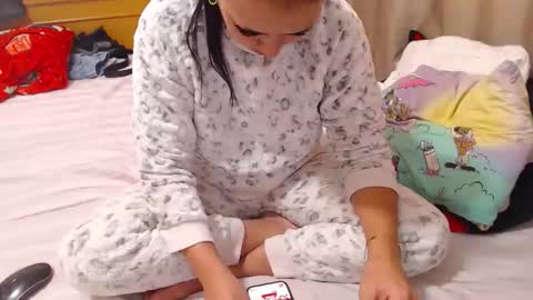 Snapshot of carlasweet00 chatting on 10.13.25 carlasweet00 online show from 10.13.25