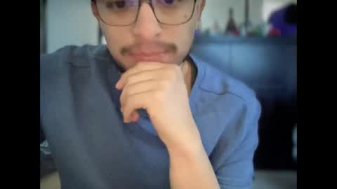 Snapshot of carlcarlinches4 chatting on 01.20.25 carlcarlinches4 online show from 01.20.25