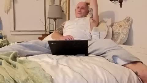 Snapshot of carldhammers chatting on 12.01.25 carldhammers online show from 12.01.25