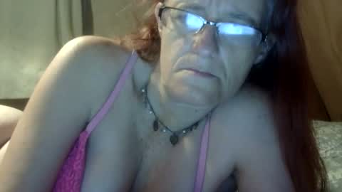 carleeswoman08 online show from 04.29.26
