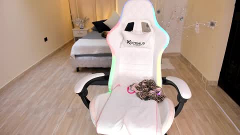 Alejandra online show from 12.14.24