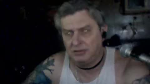 carlos712009 online show from 04.15.26