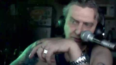 carlos712009 online show from 04.25.26