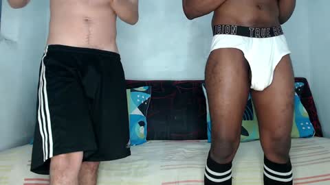 Snapshot of carlos_bigger chatting on 12.12.24 Carlos online show from 12.12.24