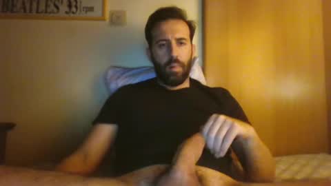 Snapshot of carlosenormeee22 chatting on 05.03.26 Carlos Enorme online show from 05.03.26