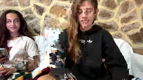 Snapshot of carlotta4you chatting on 12.19.24 Carlotta4you online show from 12.19.24