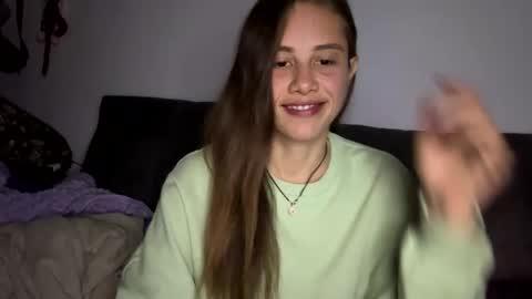 Snapshot of carlotta4you chatting on 01.11.25 Carlotta4you online show from 01.11.25