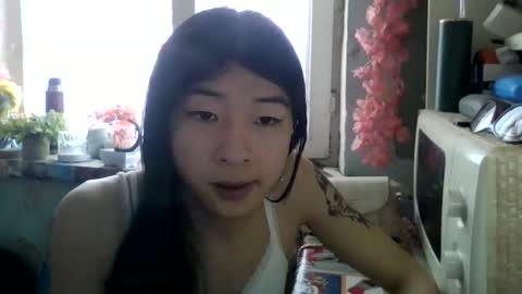 Snapshot of carlyjoy chatting on 04.22.26 CarlyJoy online show from 04.22.26