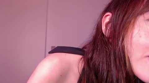 Snapshot of carmennrusso chatting on 06.04.26 carmennrusso online show from 06.04.26