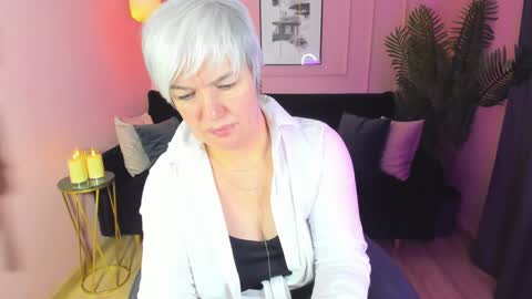 Snapshot of carmensoft chatting on 02.19.25 Carmen online show from 02.19.25