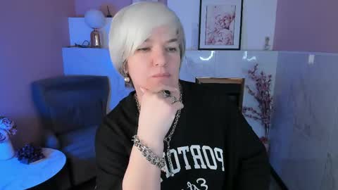 Carmen online show from 04.25.26