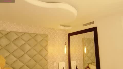 caro_adams1 online show from 02.12.26