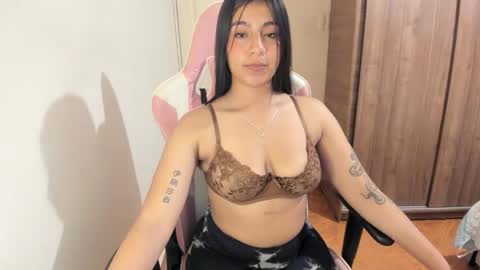 Snapshot of carol_gomez73 chatting on 05.04.26 carol gomez73 online show from 05.04.26