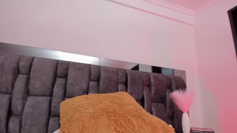 Snapshot of carol_horny chatting on 01.25.25 Carol online show from 01.25.25