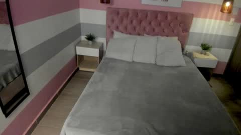 Snapshot of carol_pinter chatting on 01.08.25 Carol online show from 01.08.25