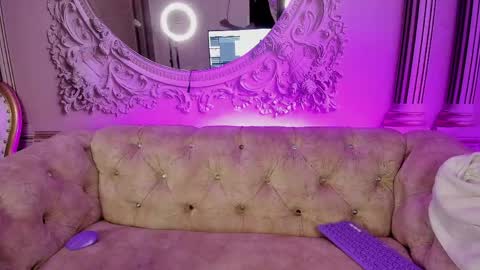 Snapshot of carol_sucker chatting on 05.22.26 carol_sucker online show from 05.22.26