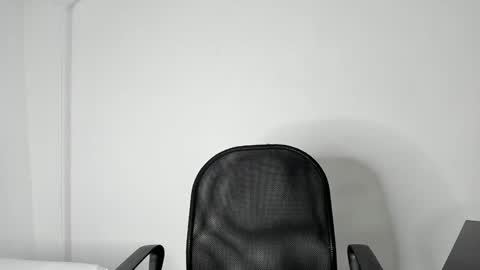 Snapshot of carolay759687 chatting on 01.04.25 carolay759687 online show from 01.04.25