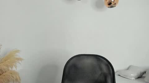 Snapshot of carolay759687 chatting on 01.19.25 carolay759687 online show from 01.19.25