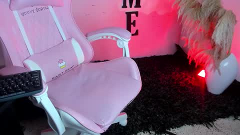 Snapshot of carolay759687 chatting on 02.12.25 carolay759687 online show from 02.12.25