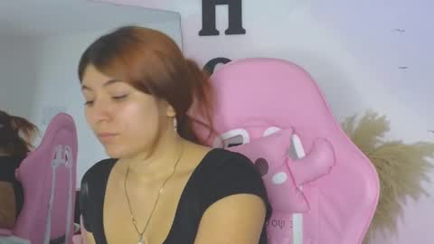 Snapshot of carolay759687 chatting on 03.10.25 carolay759687 online show from 03.10.25