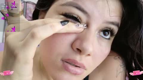 Carolina  online show from 04.17.26