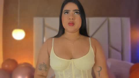 carolinaa_suarez online show from 10.09.25