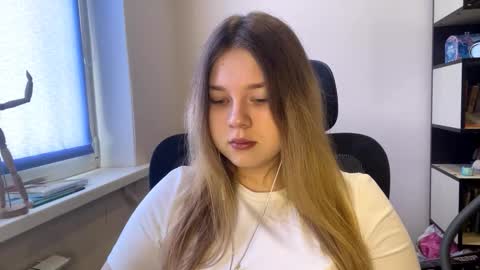 carolindueno online show from 02.27.26