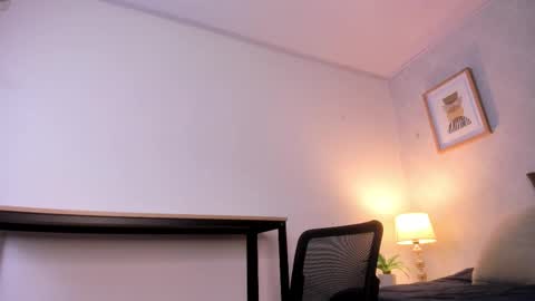  Caroline  online show from 03.26.26