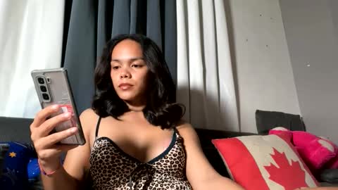 caroline_east online show from 03.16.26