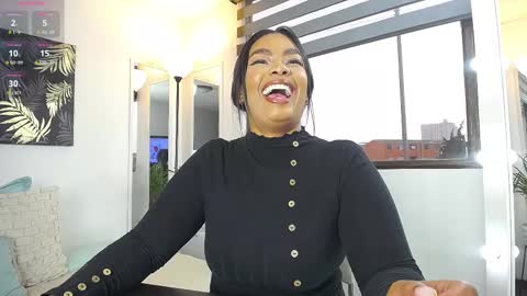 C A R O L I N E online show from 02.12.25