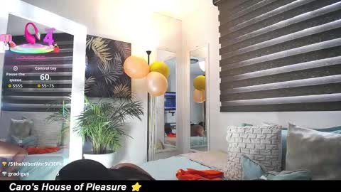 C A R O L I N E online show from 12.16.25