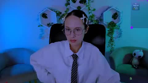 Caroline online show from 07.25.26