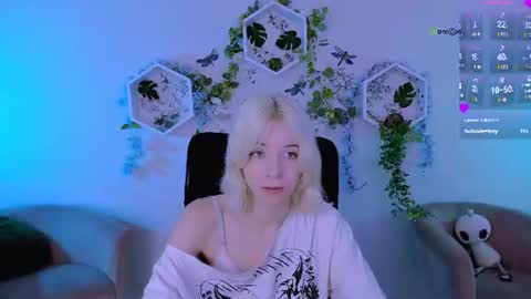 Caroline online show from 07.28.26