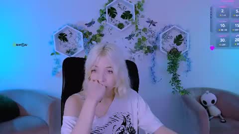 Caroline online show from 07.28.26