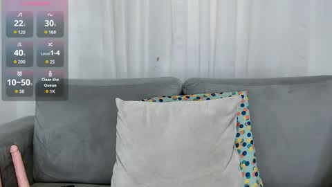 Snapshot of carolinefantasy_ chatting on 09.29.25 Caroline  online show from 09.29.25