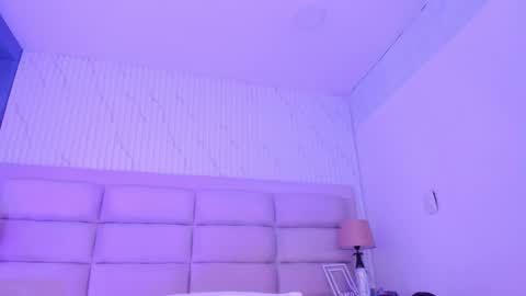 Snapshot of carolinefyre chatting on 02.22.26 Caroline online show from 02.22.26