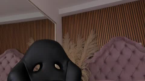 Caroline online show from 05.28.26