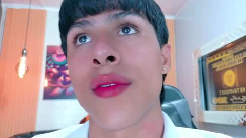 carolinejesh online show from 03.10.26