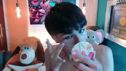 carolinejesh online show from 03.18.26