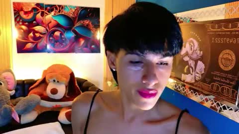 Snapshot of carolinejesh chatting on 04.21.26 carolinejesh online show from 04.21.26