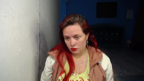 Carolinhe  online show from 02.12.26