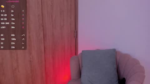 carolinna_ online show from 11.09.25