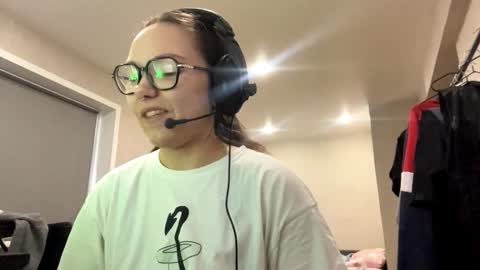 Emilia online show from 12.03.25