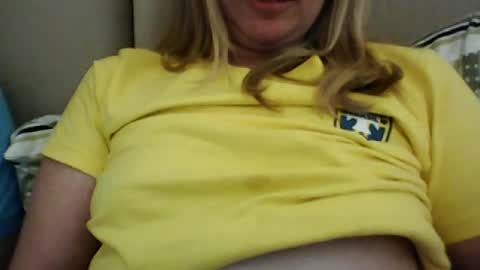 Snapshot of casaliniciantee chatting on 06.20.26 casaliniciantee online show from 06.20.26