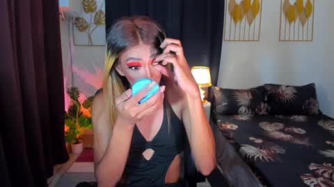 Snapshot of casandrawilson chatting on 10.19.25 casandrawilson online show from 10.19.25