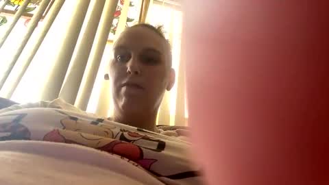 Cash Couple online show from 09.23.25