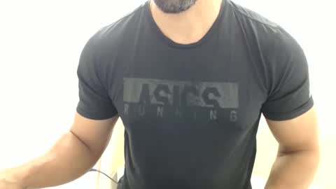 cashmastermuscle77 online show from 05.31.26