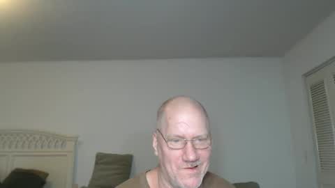 Snapshot of casinocam chatting on 02.06.25 CasinoCam online show from 02.06.25